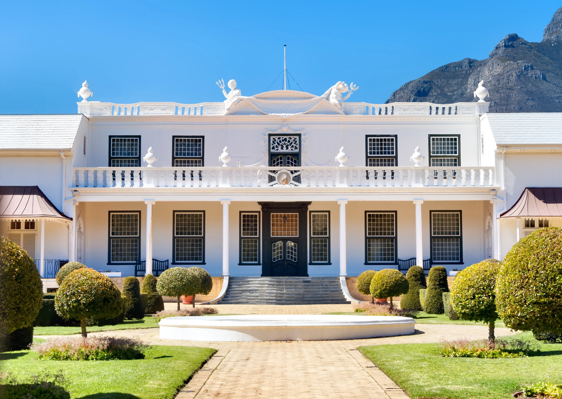 Beautiful historic Cape-Dutch building in Cape Town